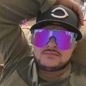 Meet your Posher, Steven